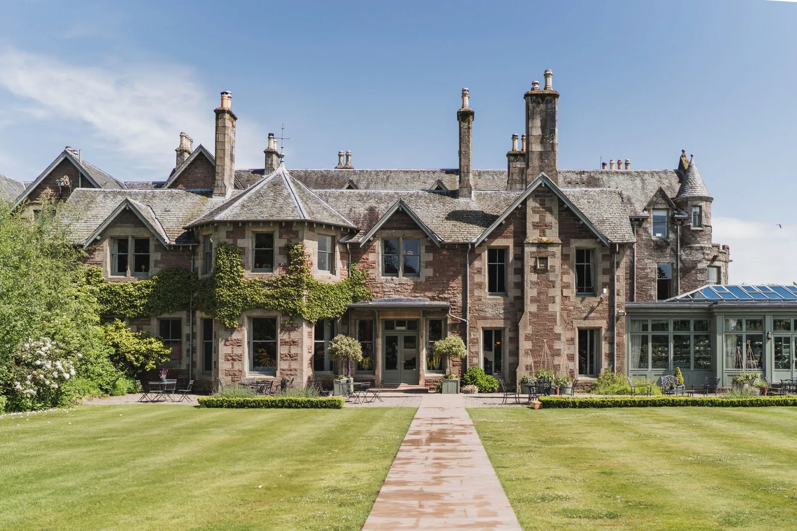 Cromlix interior