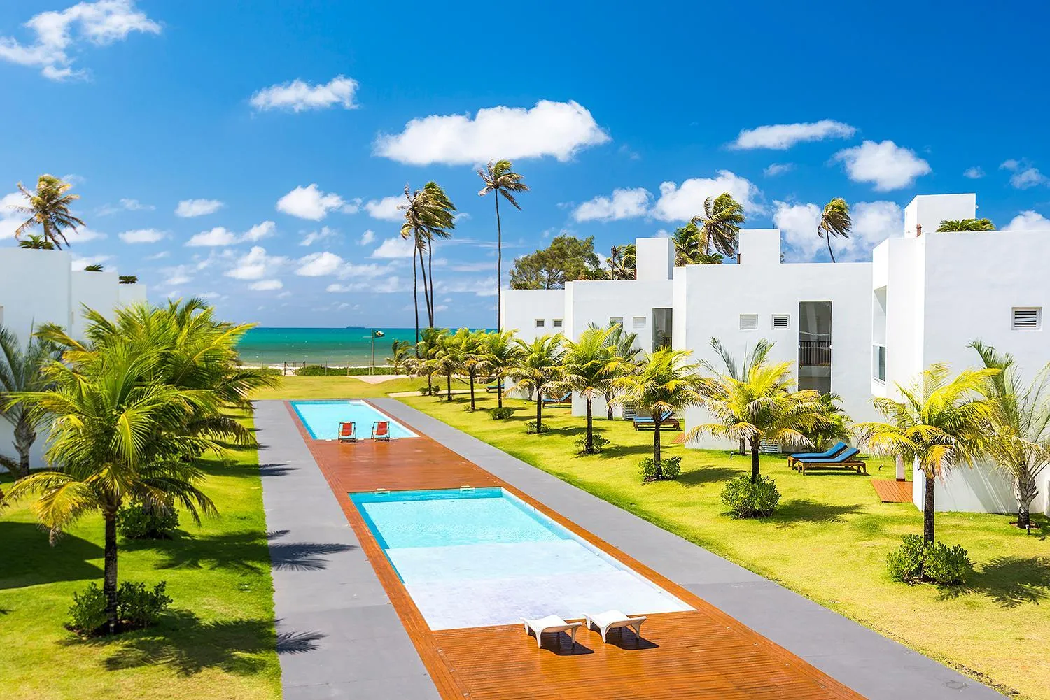 Dog Friendly Hotel $Itacimirim - $B Blue Beachouses
