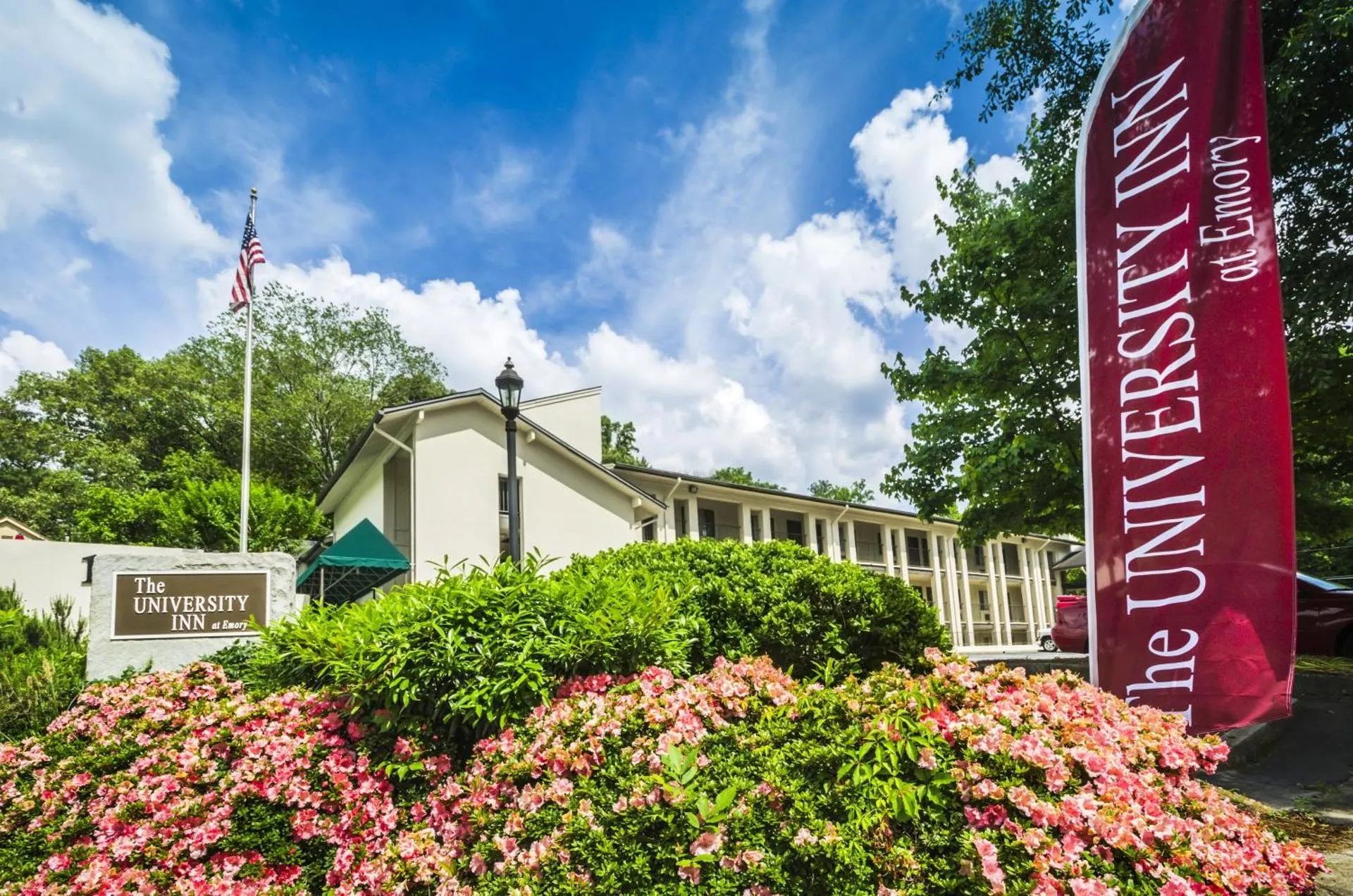 Dog Friendly Inn $Atlanta - $The University Inn at Emory