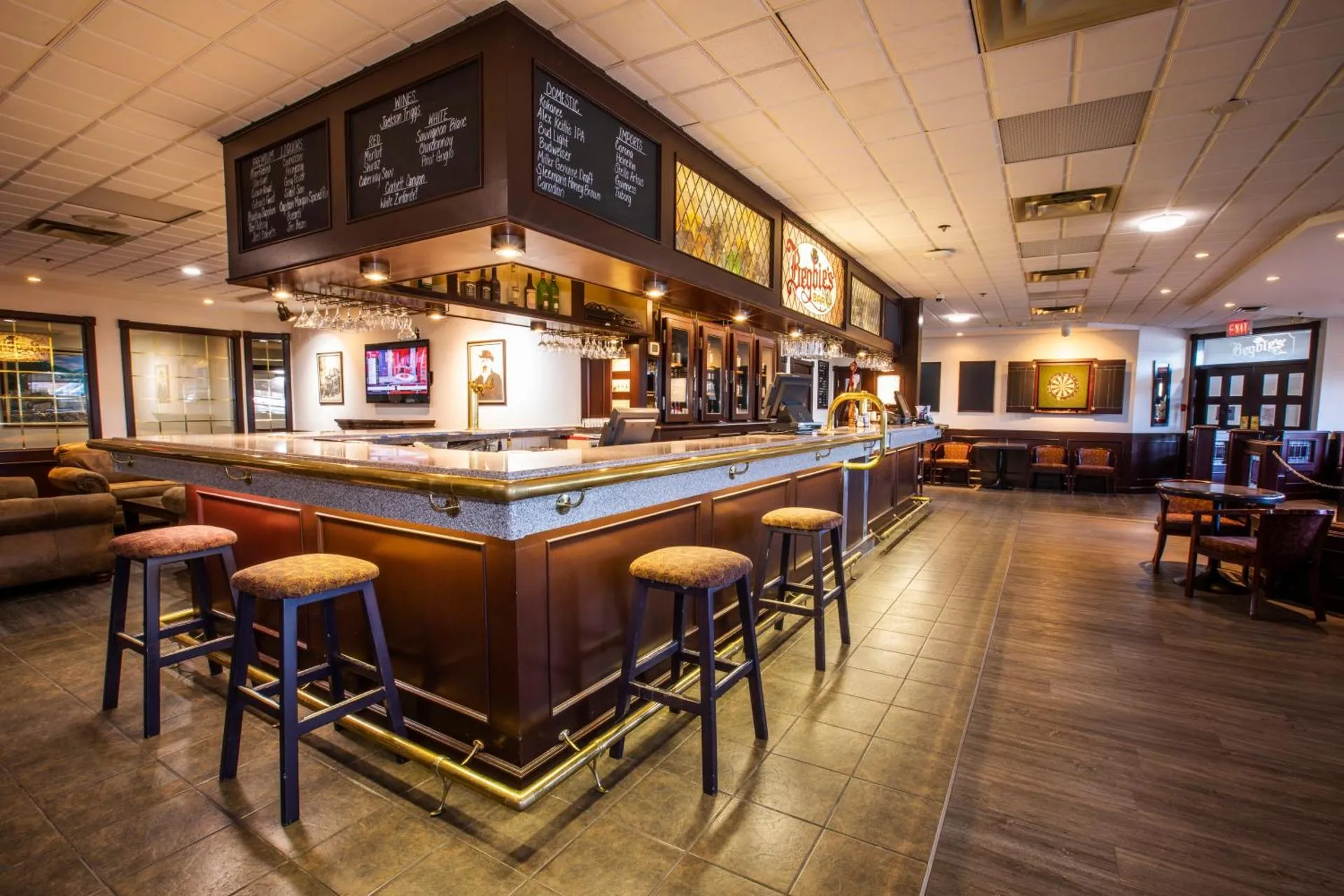 Tower Inn & Suites interior