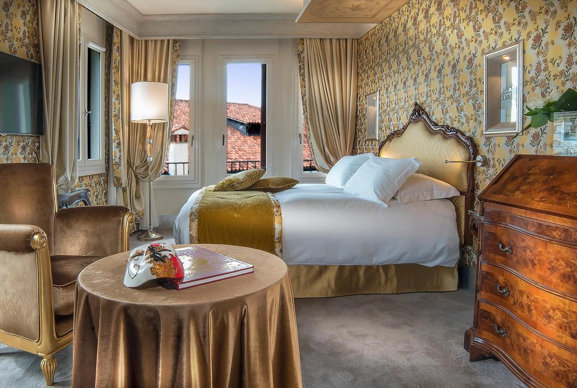 Dog Friendly Hotel $Venice - $Hotel Papadopoli Venezia - MGallery Collection