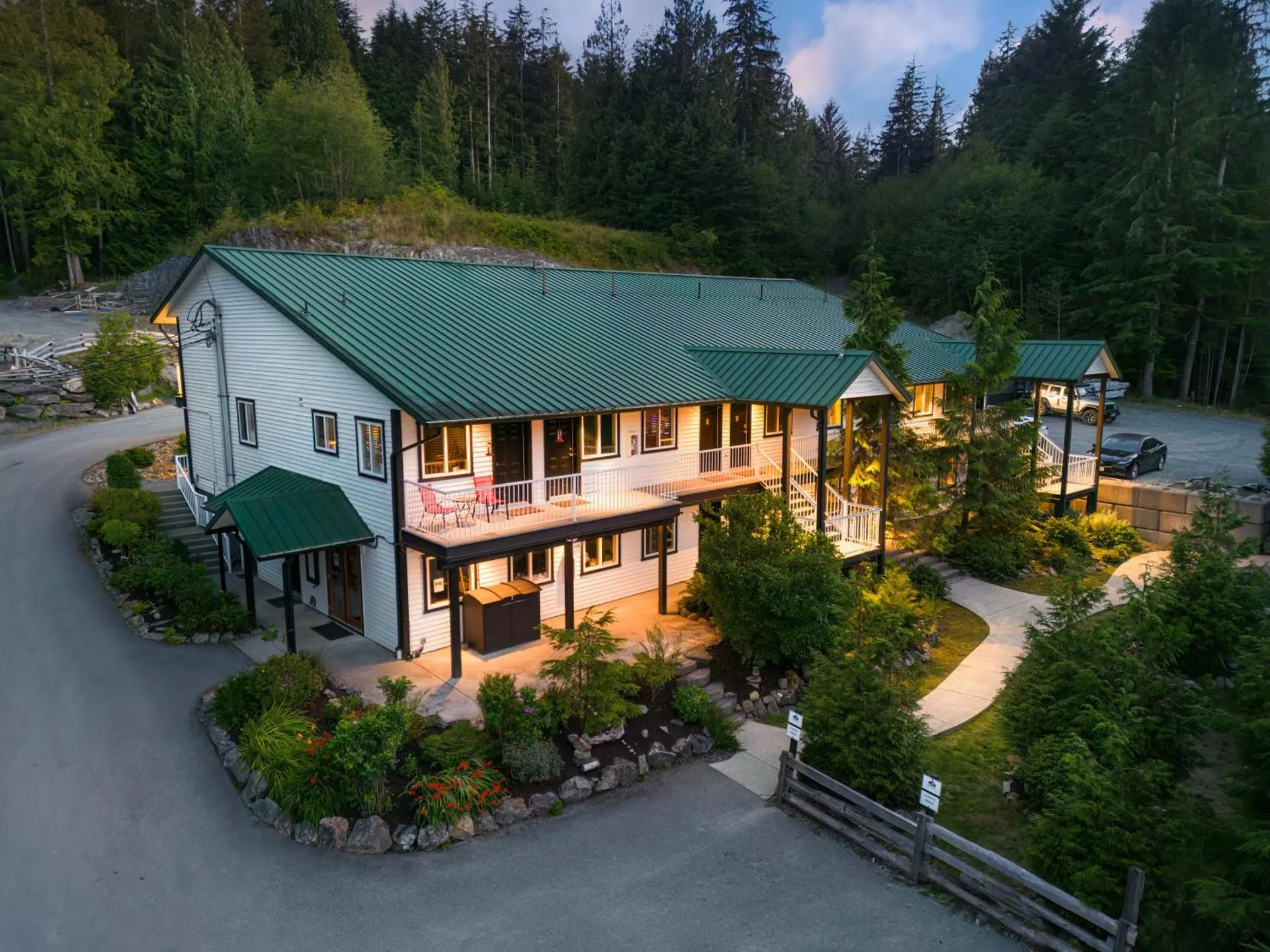 Dog Friendly Hotel $Port Renfrew - $West Coast Trail Lodge