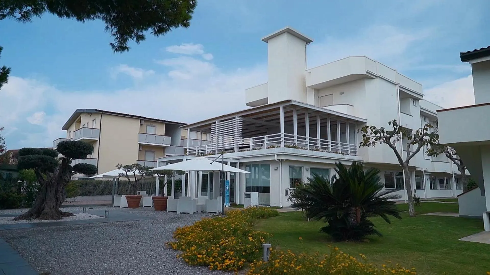 Dog Friendly Hotel $Santa Maria del Cedro - $Primavera Club - Hotel Residence
