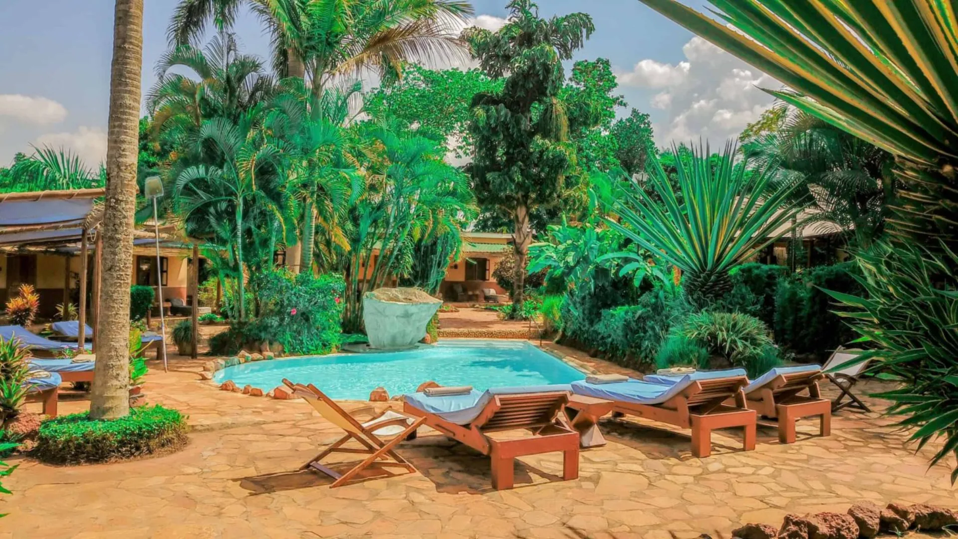 2 Friends Guest House