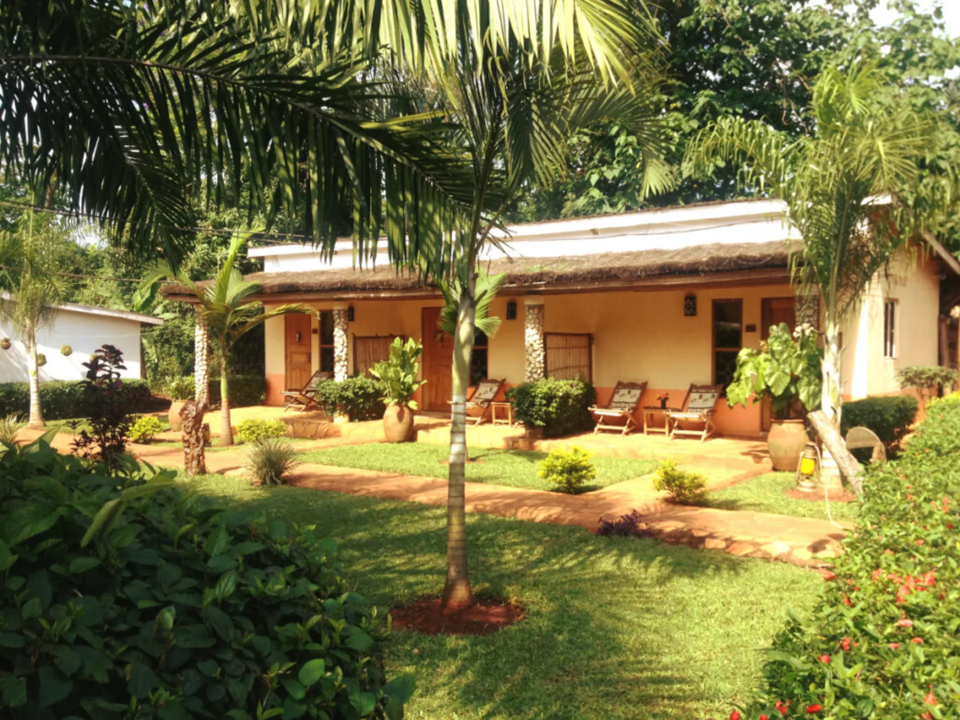2 Friends Guest House interior