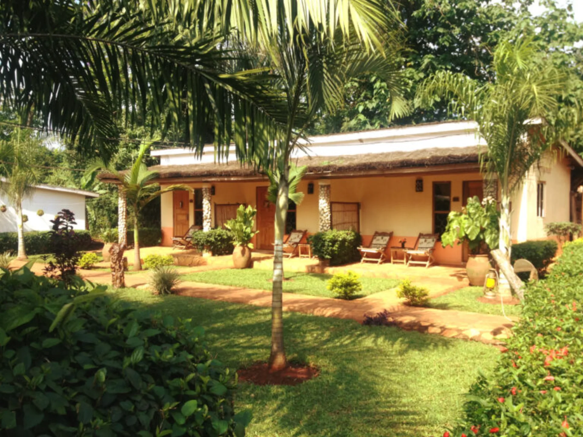 2 Friends Guest House interior