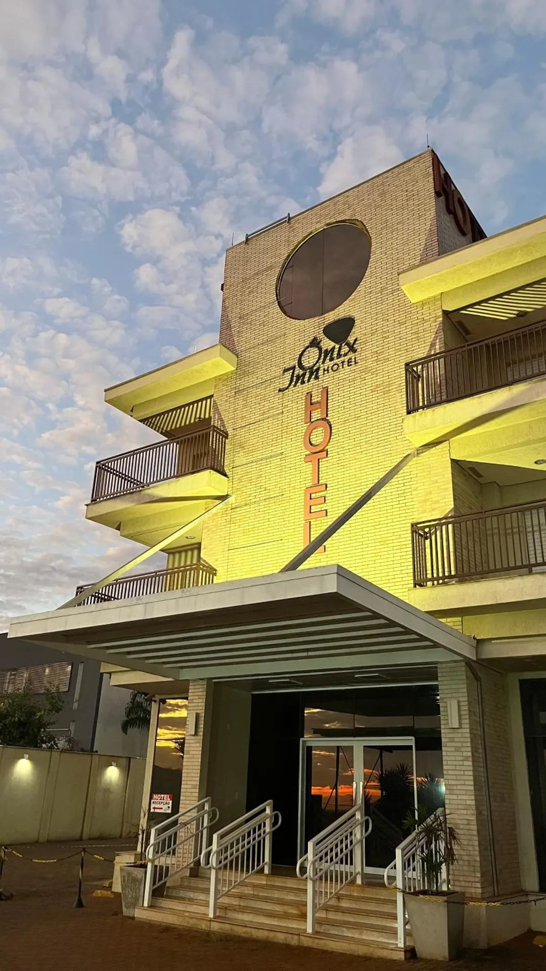 Dog Friendly Hotel $Cravinhos - $Ônix Inn Hotel Cravinhos