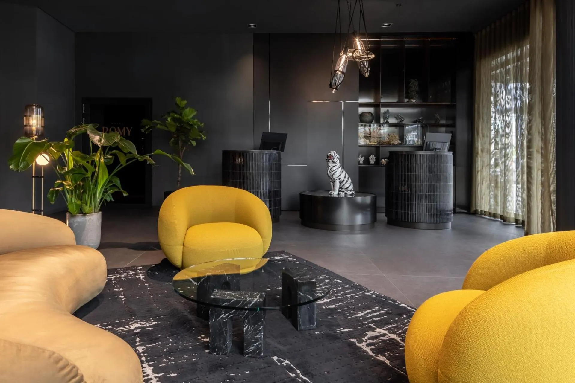 Dog Friendly Hotel $Berlin - $Hotel ROMY by AMANO