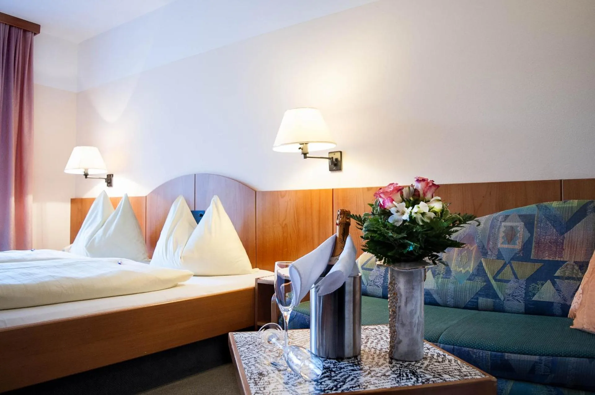 Dog Friendly Hotel $Spittal an der Drau - $Hotel Edlingerwirt - Sauna & Golfsimulator inklusive