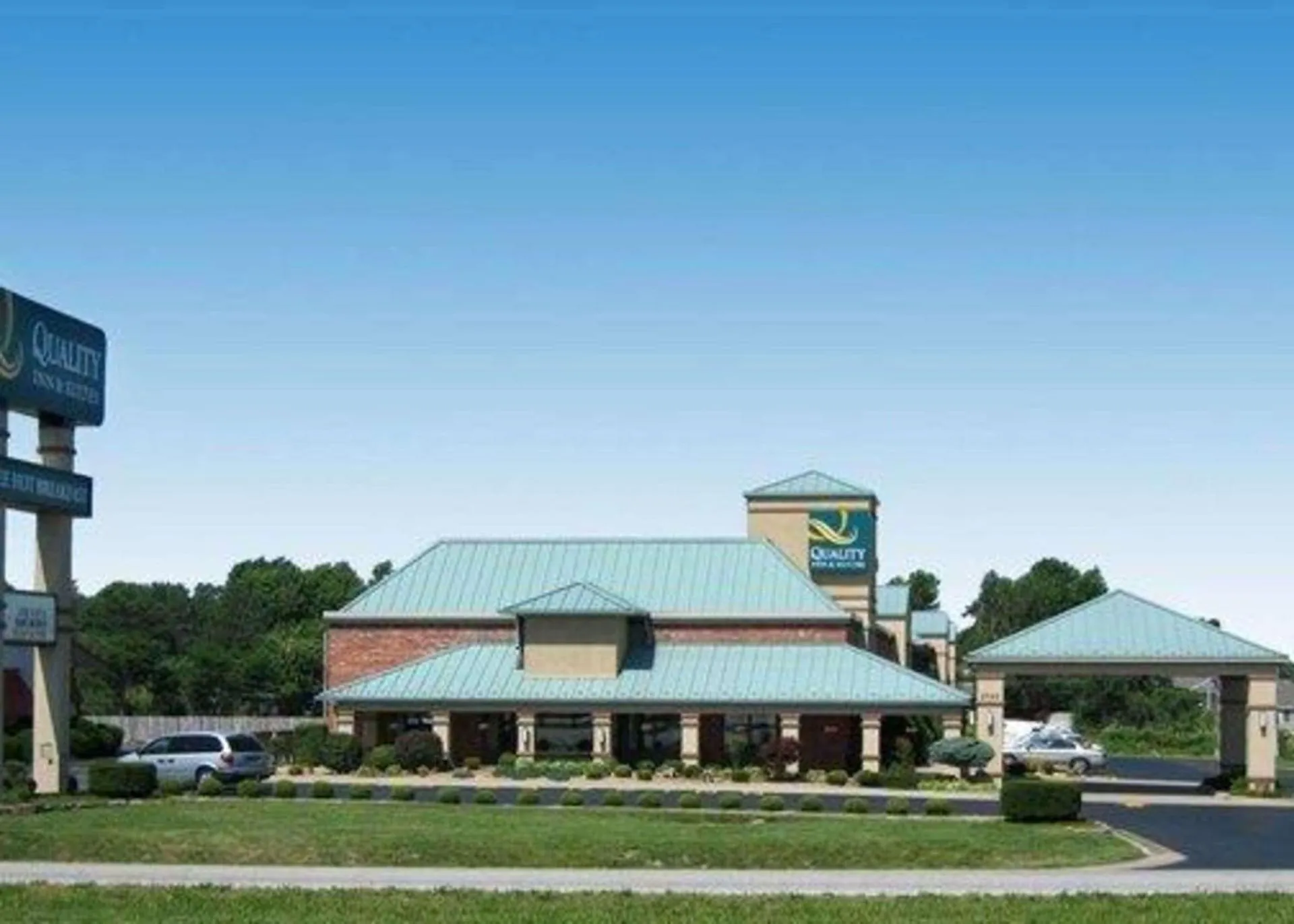 Quality Inn & Suites North Springfield