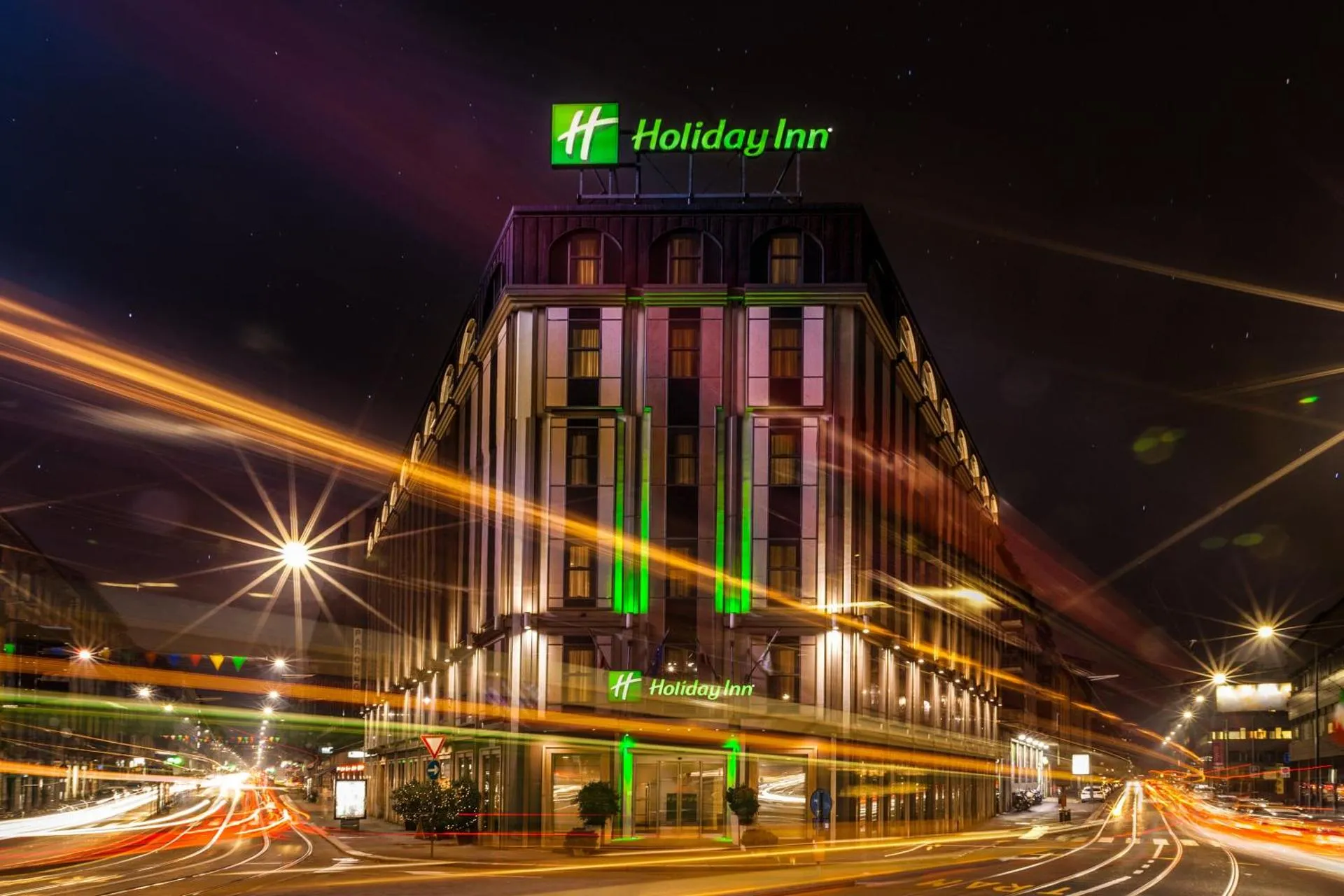 Dog Friendly Hotel $Milan - $Holiday Inn Milan Garibaldi Station, an IHG Hotel