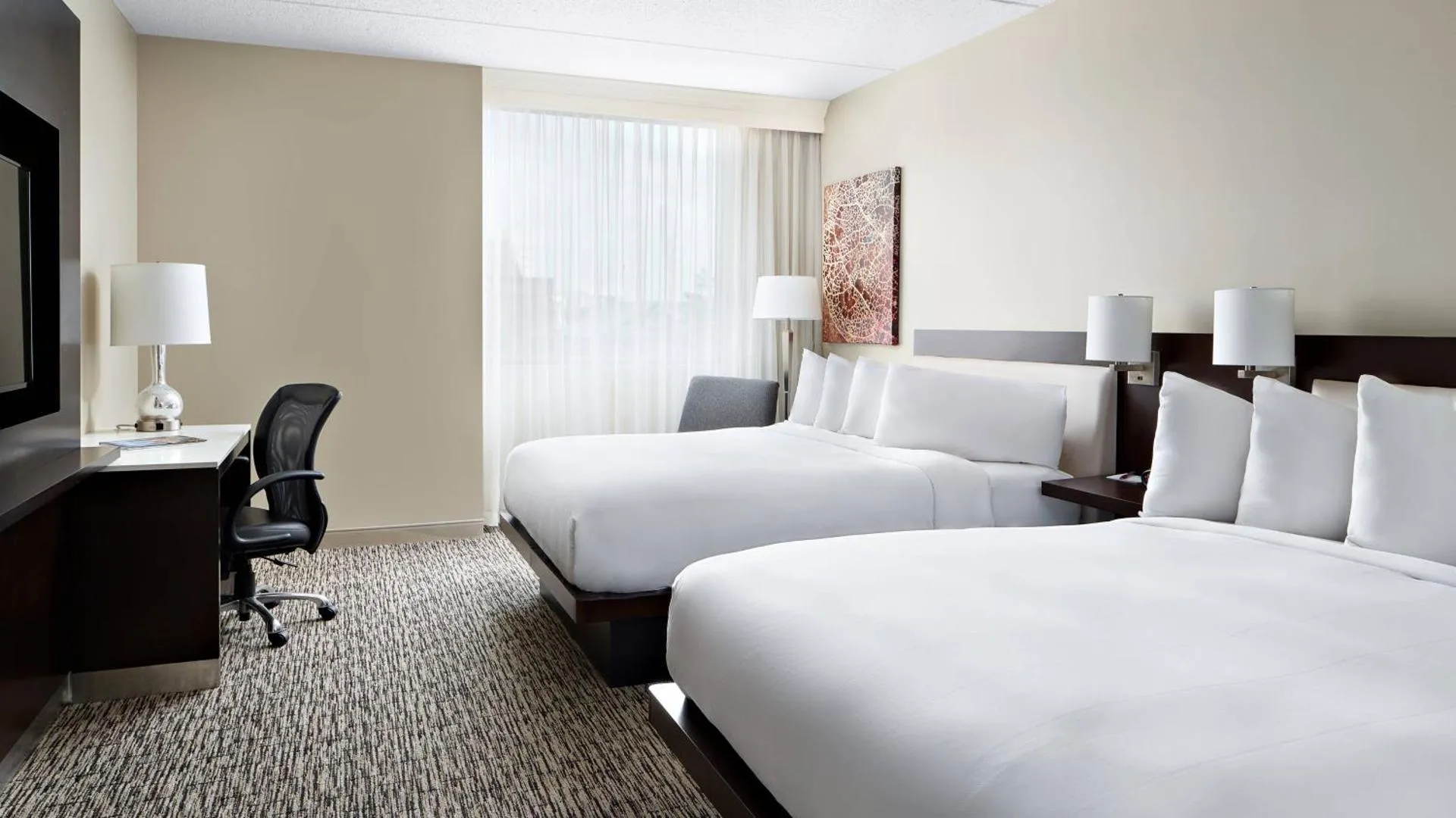 Dog Friendly Hotel $Cranberry Township - $Pittsburgh Marriott North