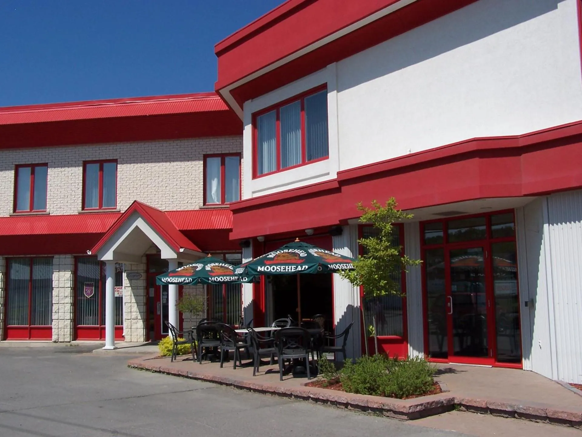 Auberge l'Ambassadeur, a dog friendly hotel in Amqui