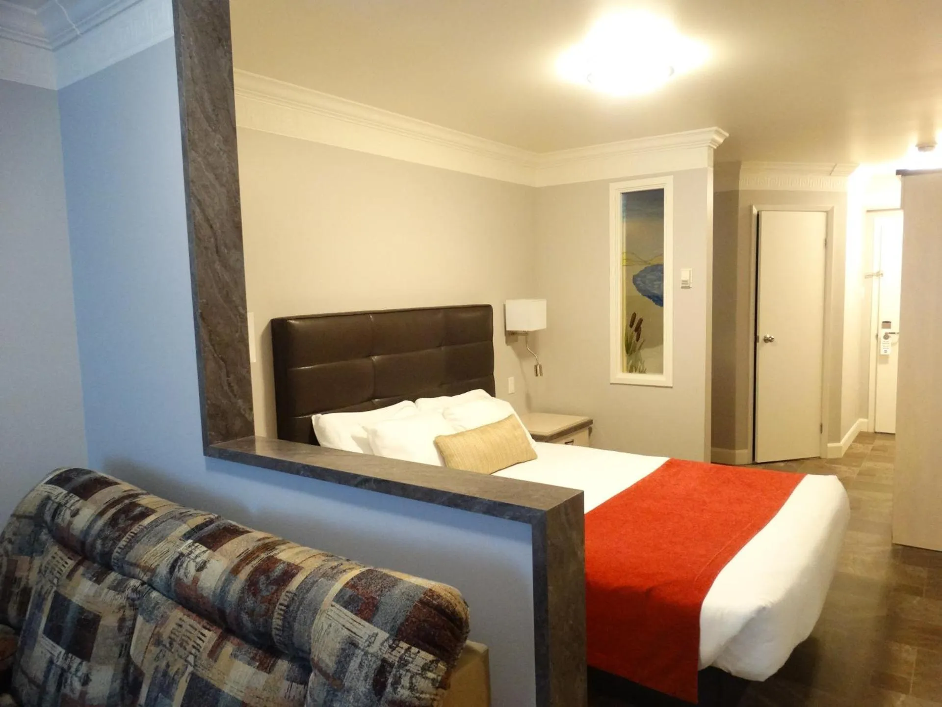 Auberge l'Ambassadeur interior