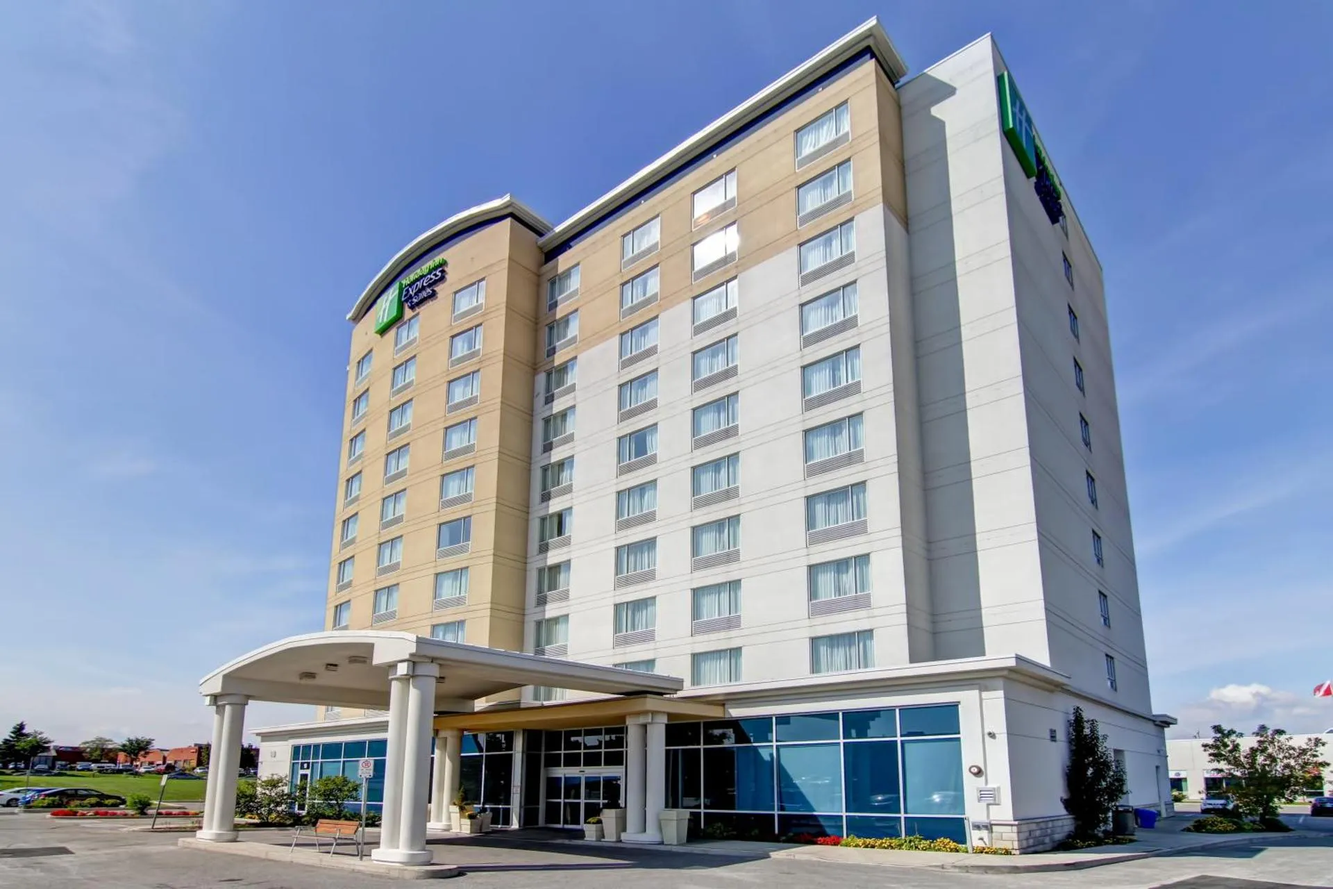 Dog Friendly Hotel $Richmond Hill - $Holiday Inn Express Hotel & Suites Toronto - Markham, an IHG Hotel