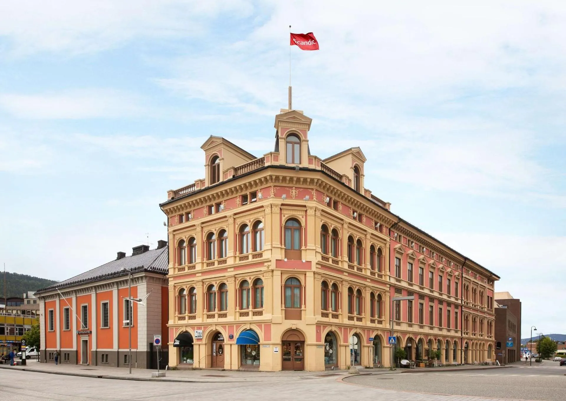 Dog Friendly Hotel $Drammen - $Scandic Ambassadeur Drammen