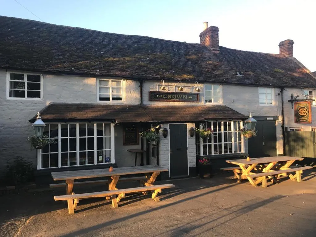 Dog Friendly Inn $Tewkesbury - $The Crown Inn, Kemerton