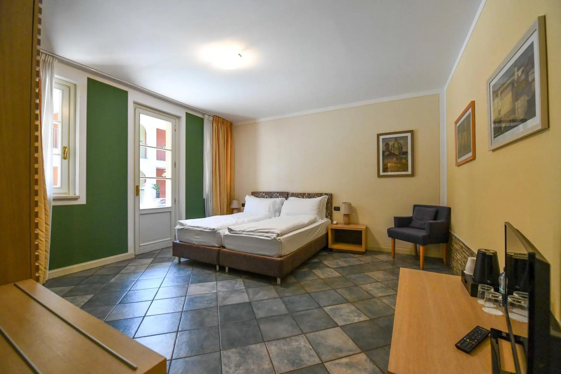 Aquazzurra Resort & Aparthotel