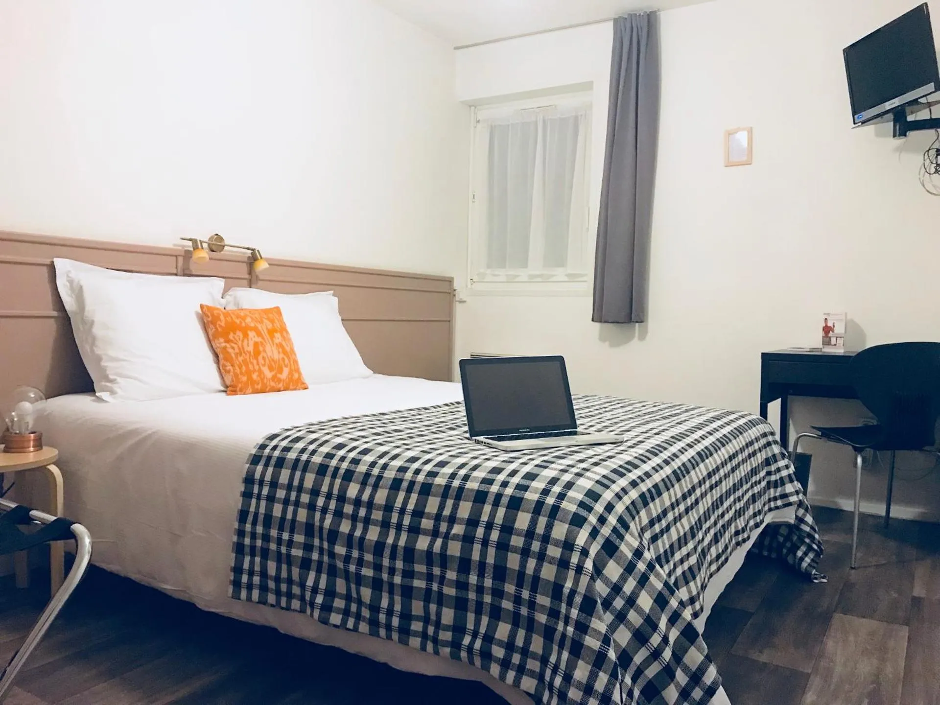 Dog Friendly Hotel $Béthune - $Tourhôtel