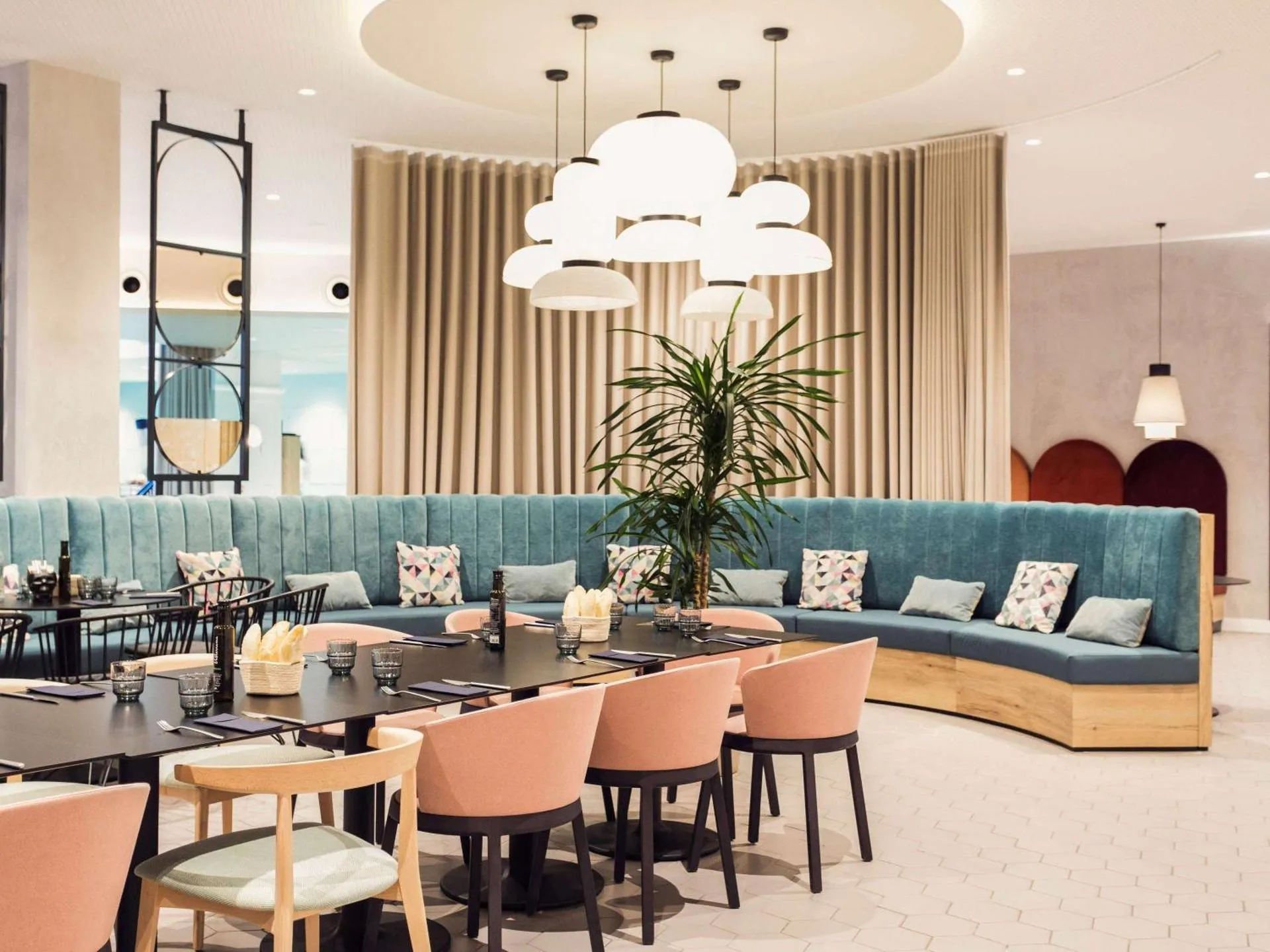 Novotel Campo De Las Naciones