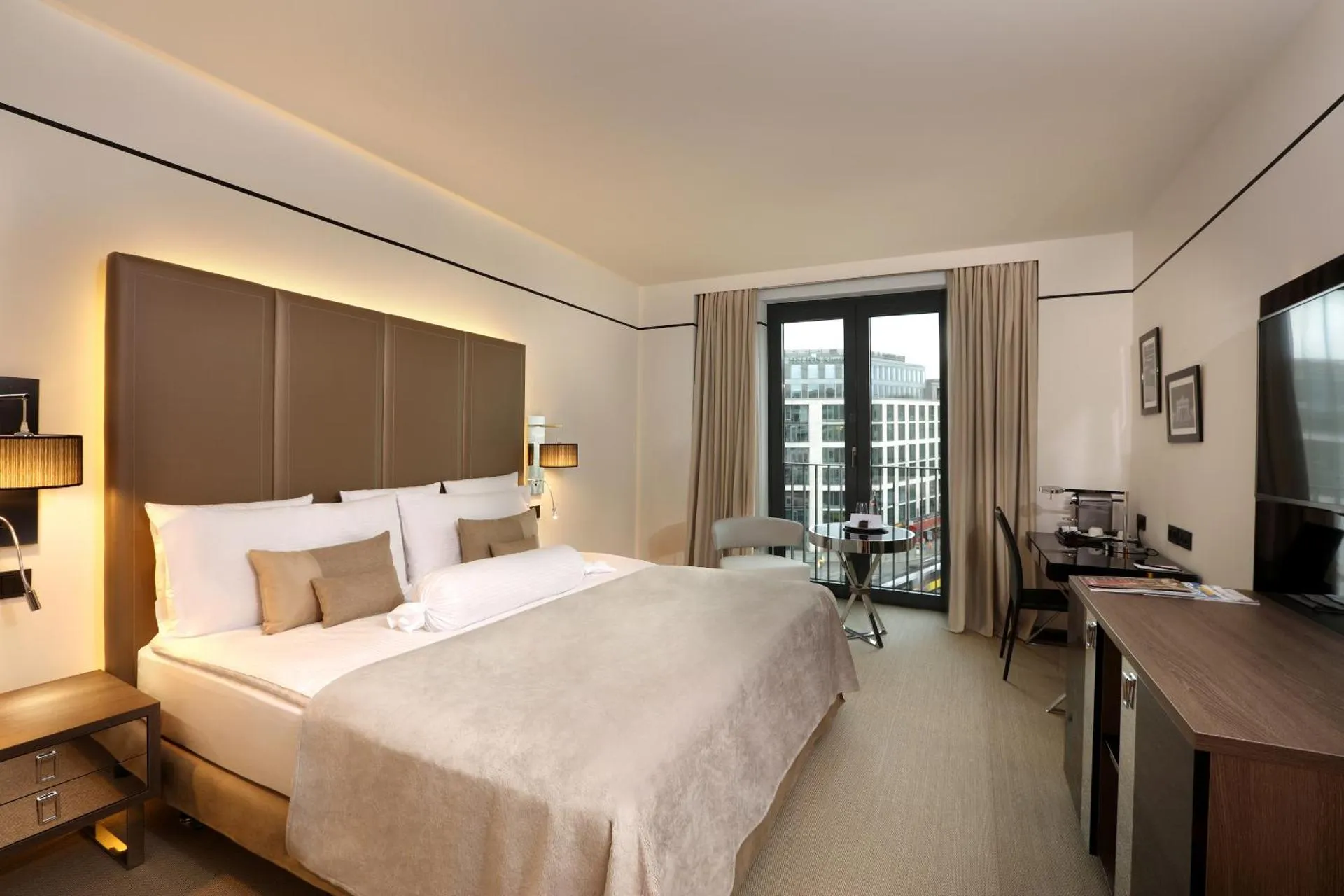 Dog Friendly Hotel $Berlin - $Meliá Berlin