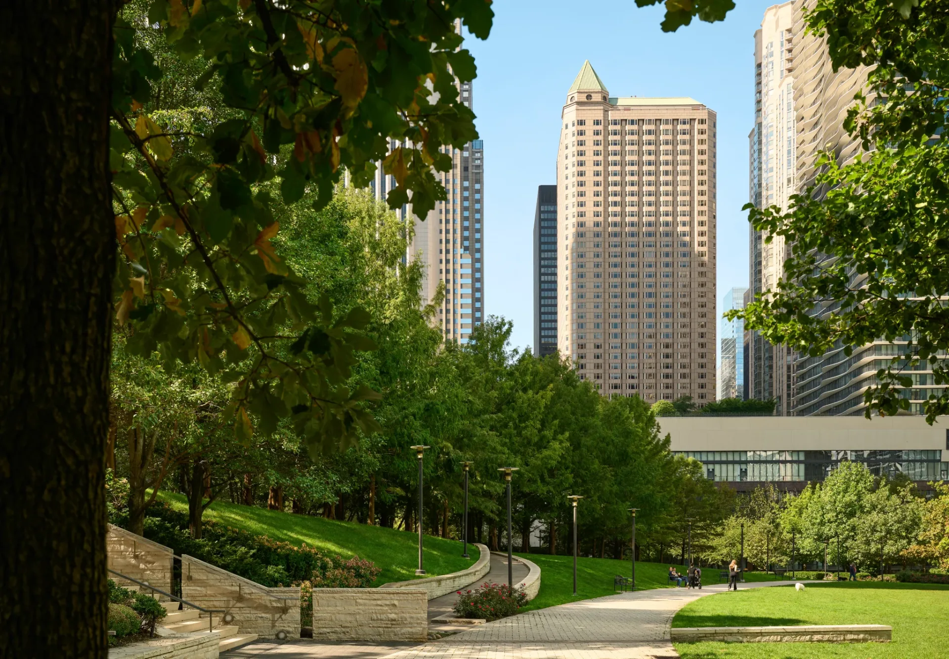 Fairmont Chicago, Millennium Park