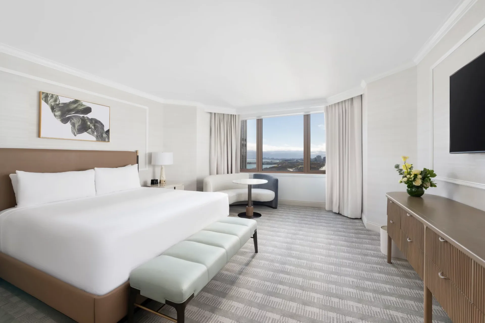 Fairmont Chicago, Millennium Park interior