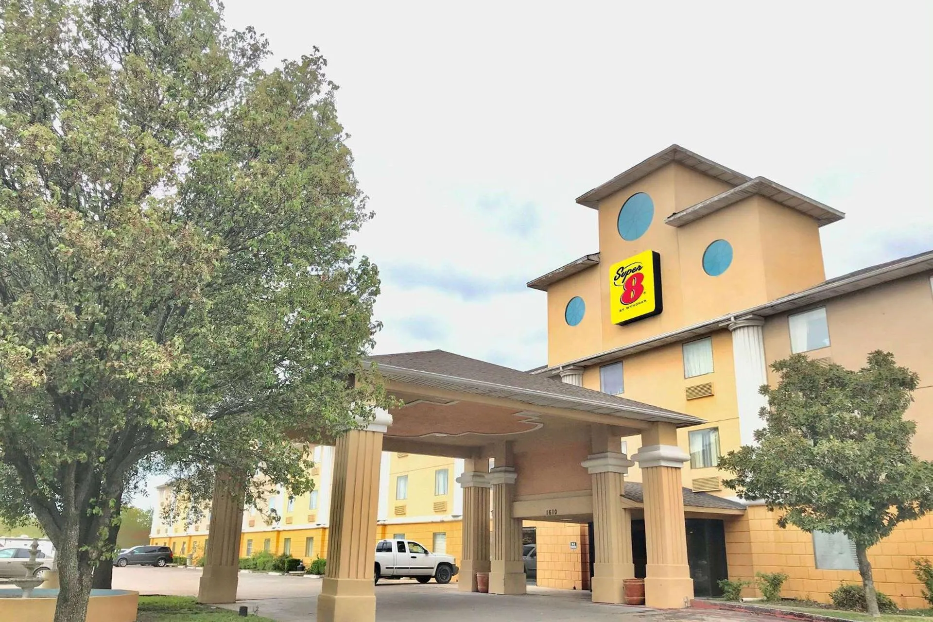 Rodeway Inn