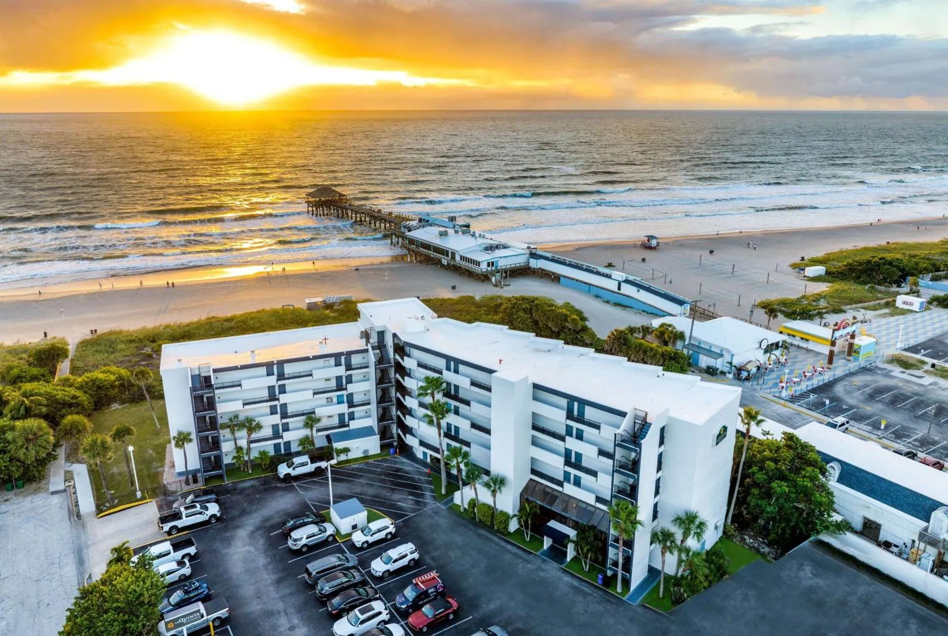 La Quinta by Wyndham Cocoa Beach Oceanfront