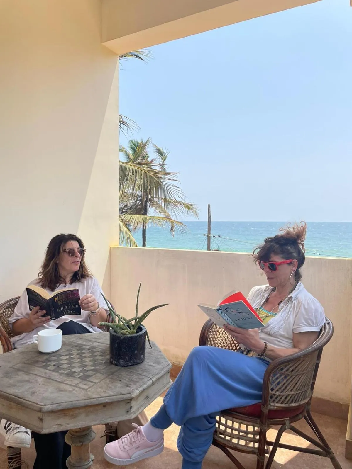 Santa Maria - An Airport Boutique by the Sea