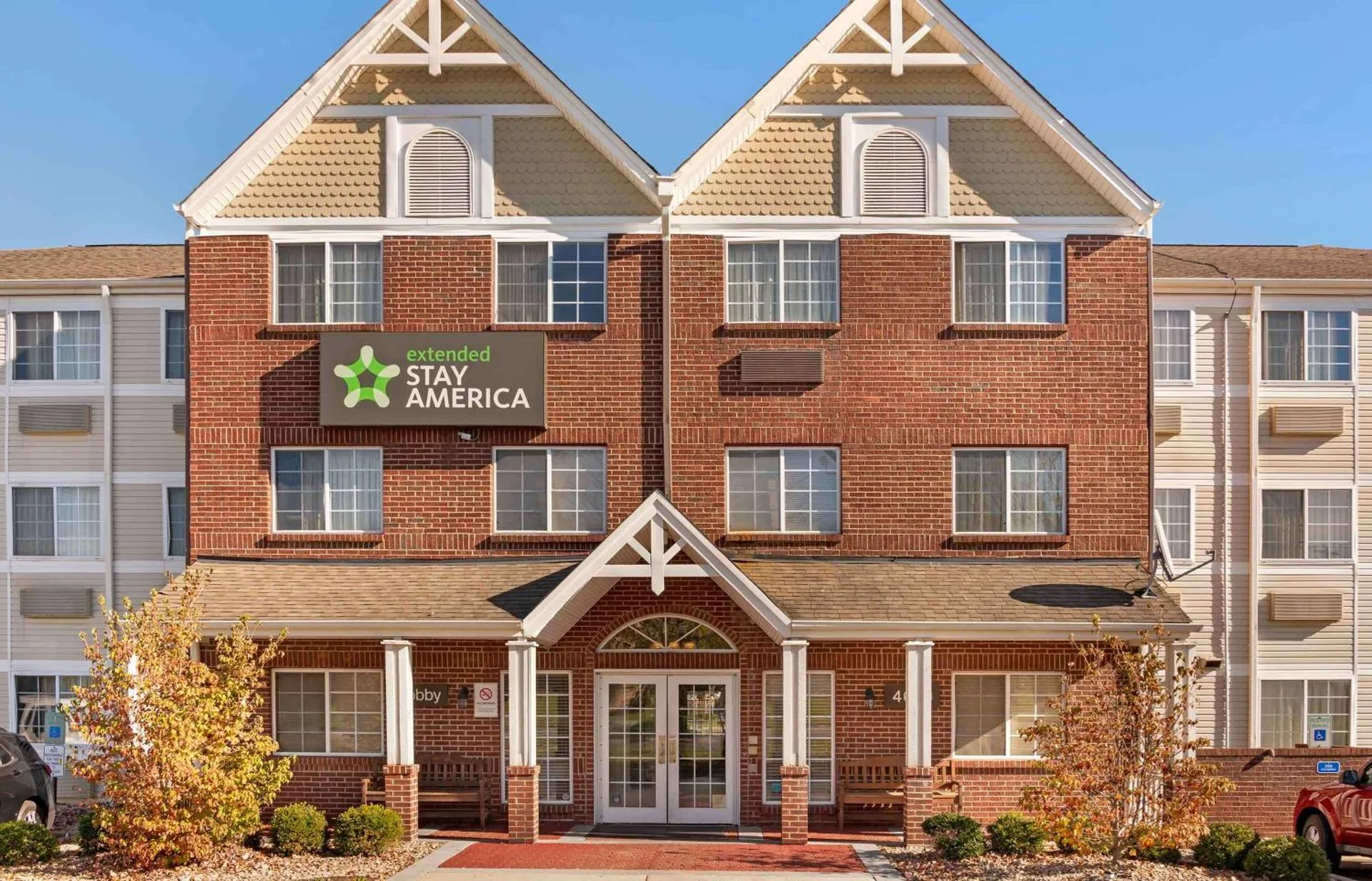 Extended Stay America Suites - Cincinnati - Blue Ash - Reed Hartman