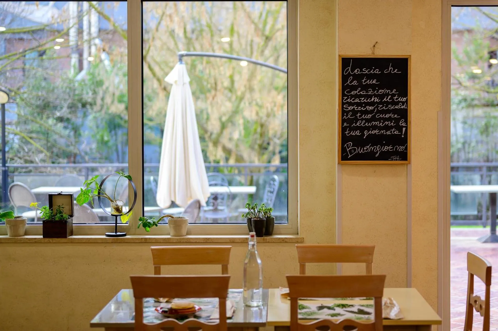 Dog Friendly Hotel $Casal Monastero - $Hotel Torre Di Pratolungo