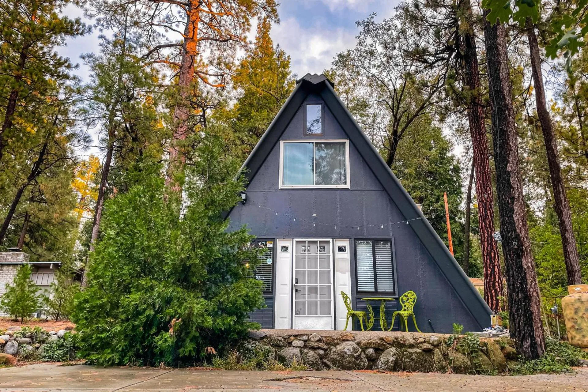 Yūgen Cottage