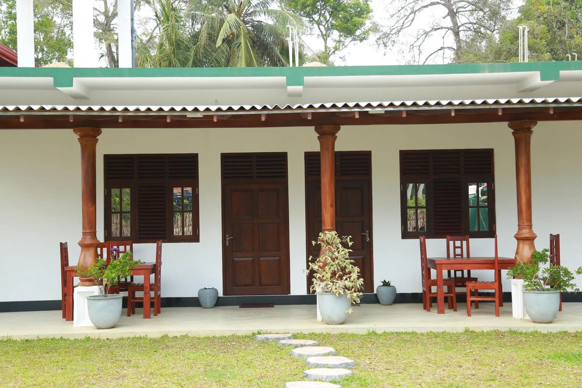 Happy House Hiriketiya