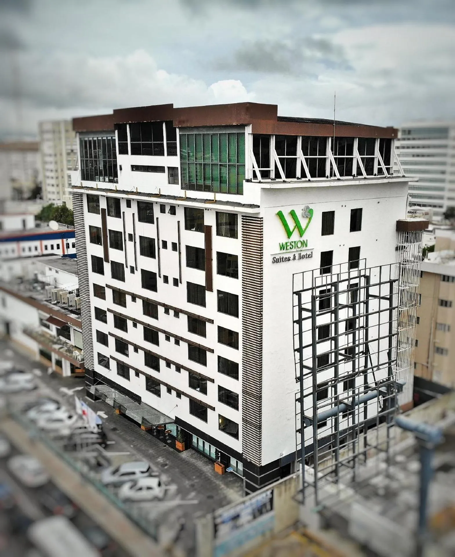Dog Friendly Hotel $Santo Domingo - $Weston Suites Hotel