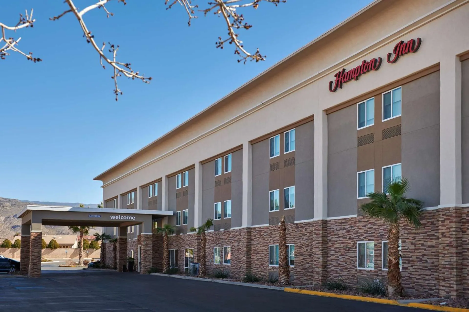 Dog Friendly Hotel $Alamogordo - $Hampton Inn Alamogordo