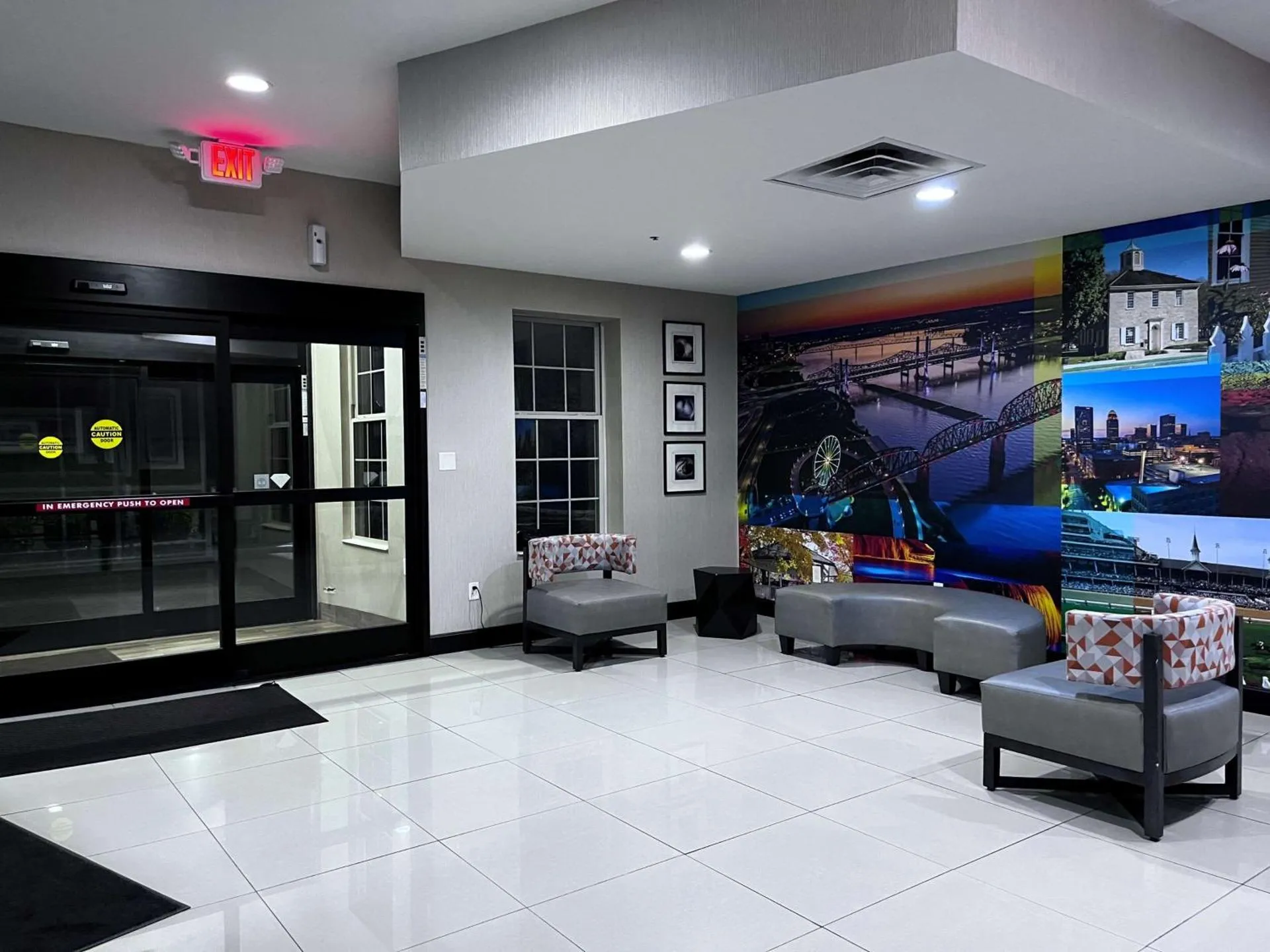 Clarion Pointe by Choice Hotels Corydon
