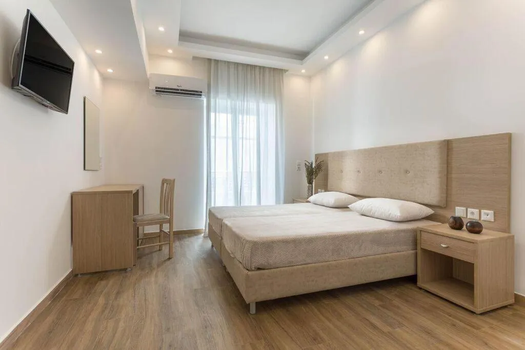 Mare Naxia Hotel