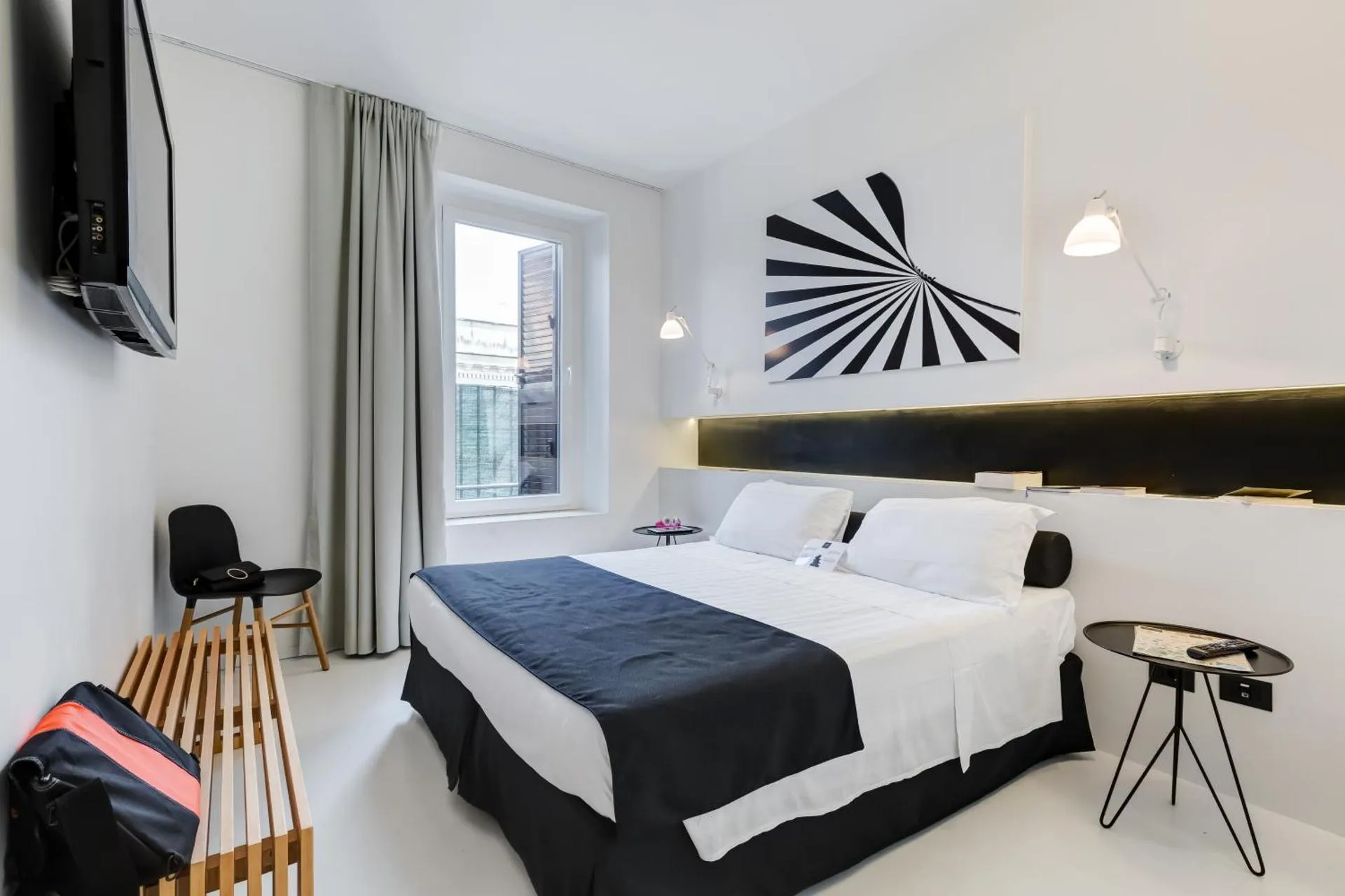 Dog Friendly Bed and breakfast $Rome - $Sora Luxury Inn