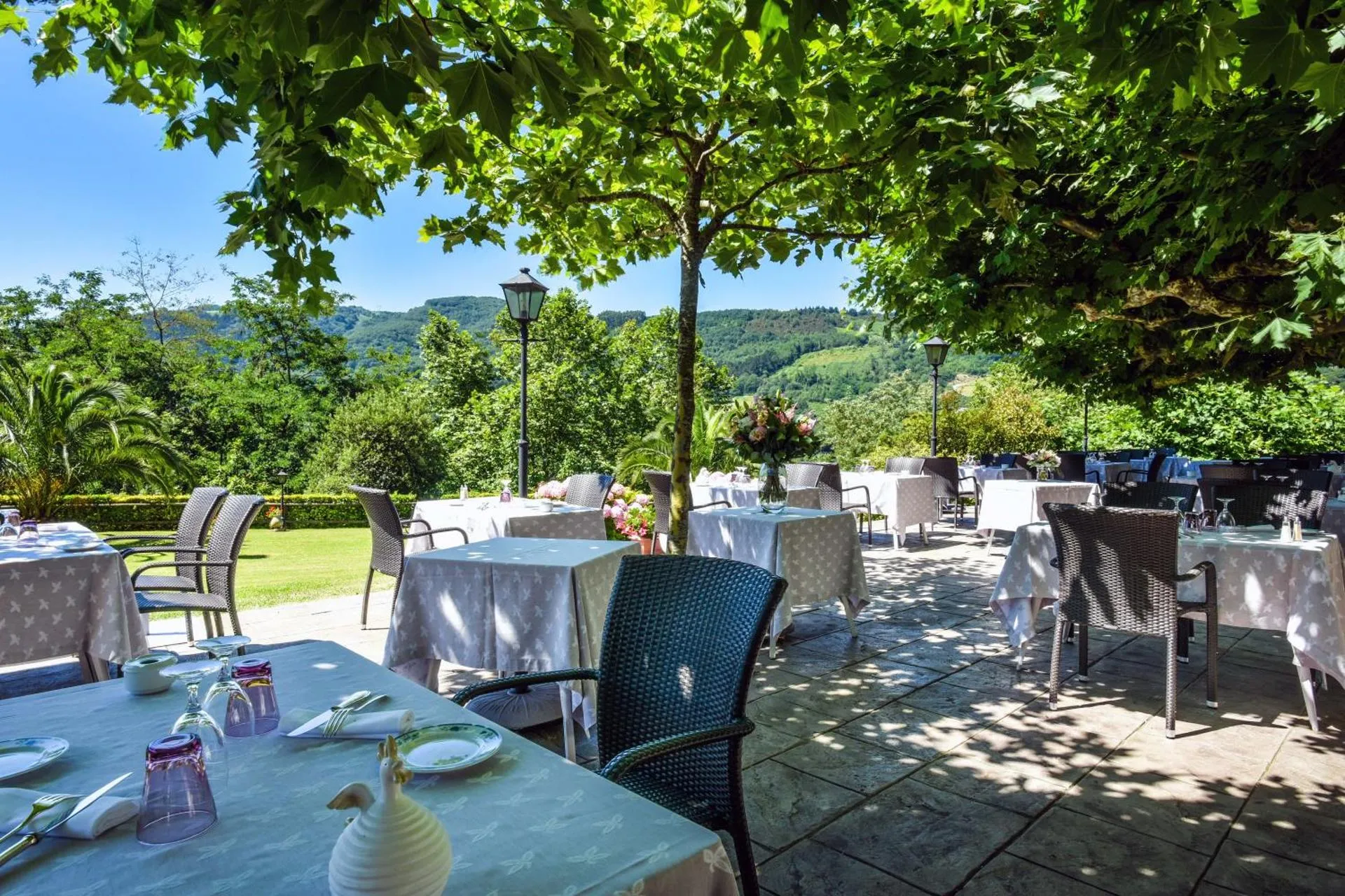 Dog Friendly Hotel $Biriatou - $Les Jardins de Bakea