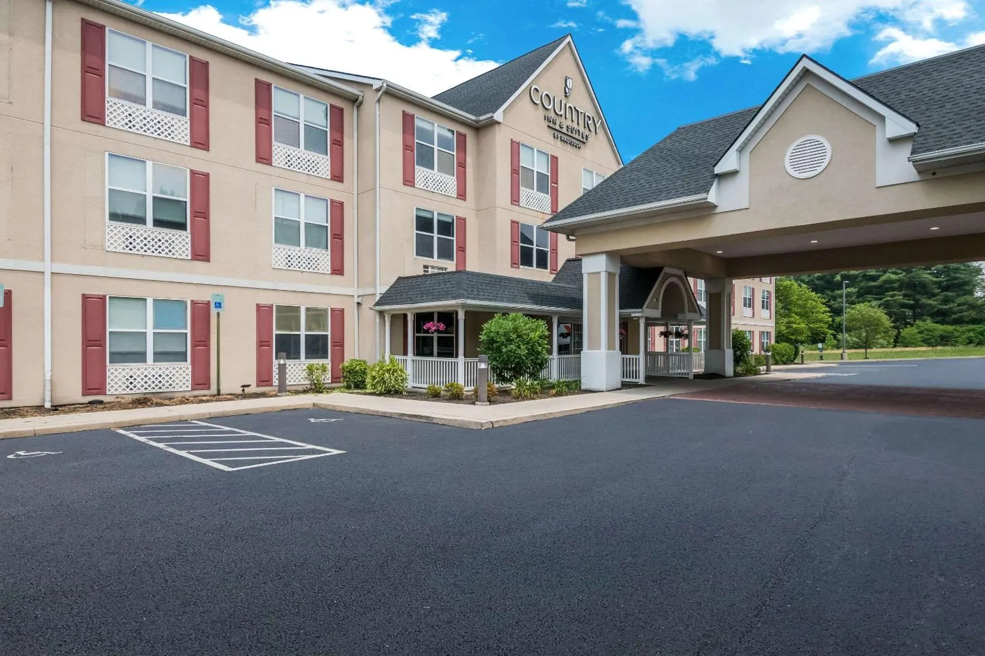 Country Inn & Suites by Radisson, Harrisburg Northeast (Hershey), PA
