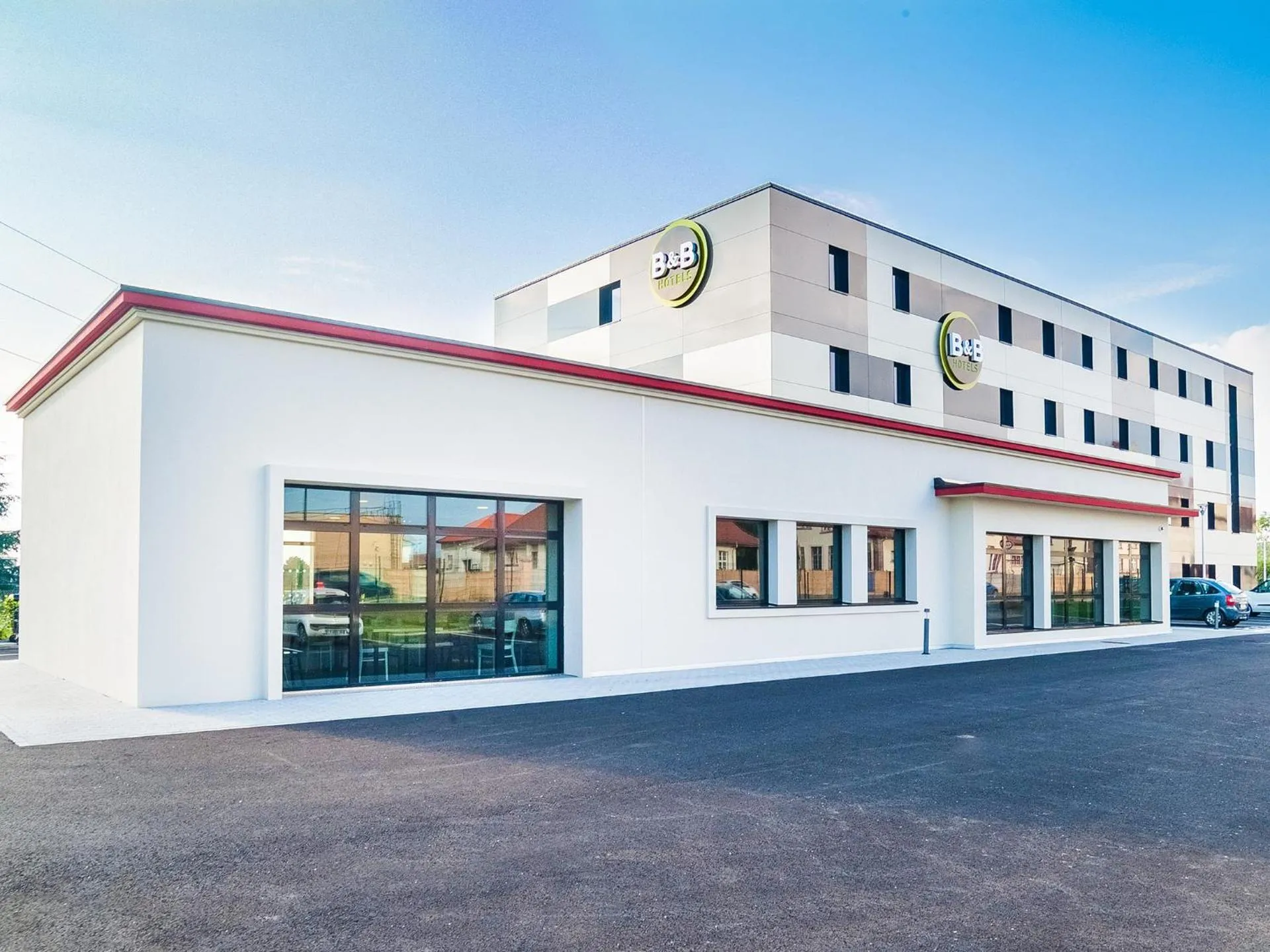 Dog Friendly Hotel $Colmar - $B&B HOTEL Colmar Expo