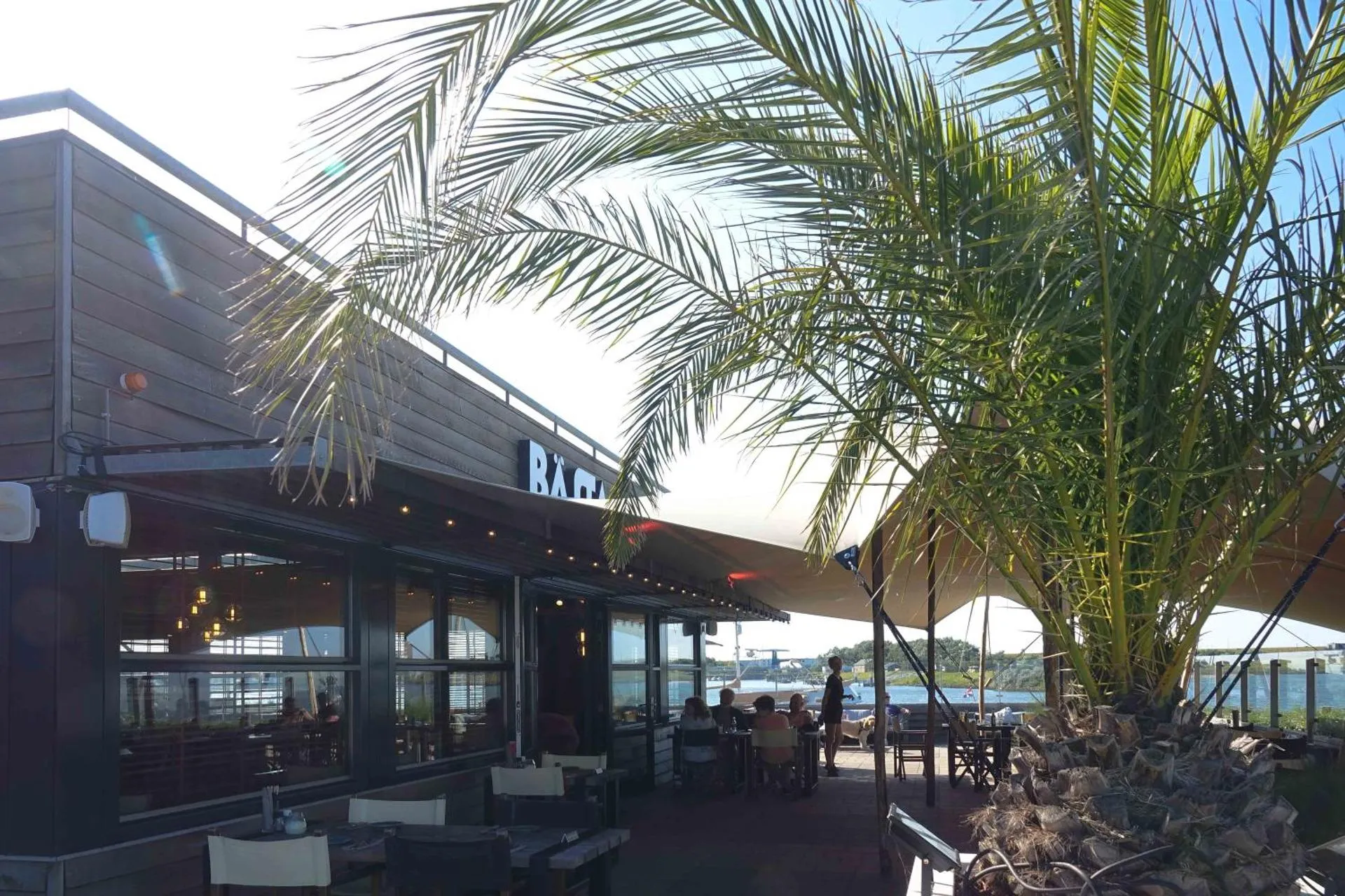 Dog Friendly Aparthotel $Stellendam - $Dock Hotel Stellendam
