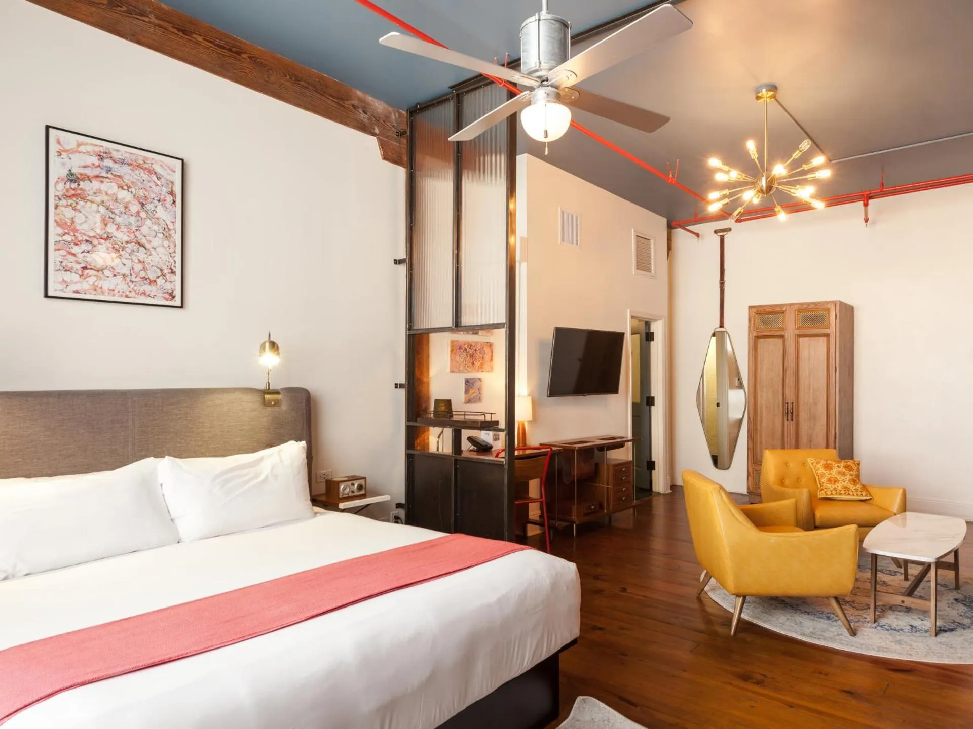 Dog Friendly Hotel $New Orleans - $The Old No. 77 Hotel & Chandlery