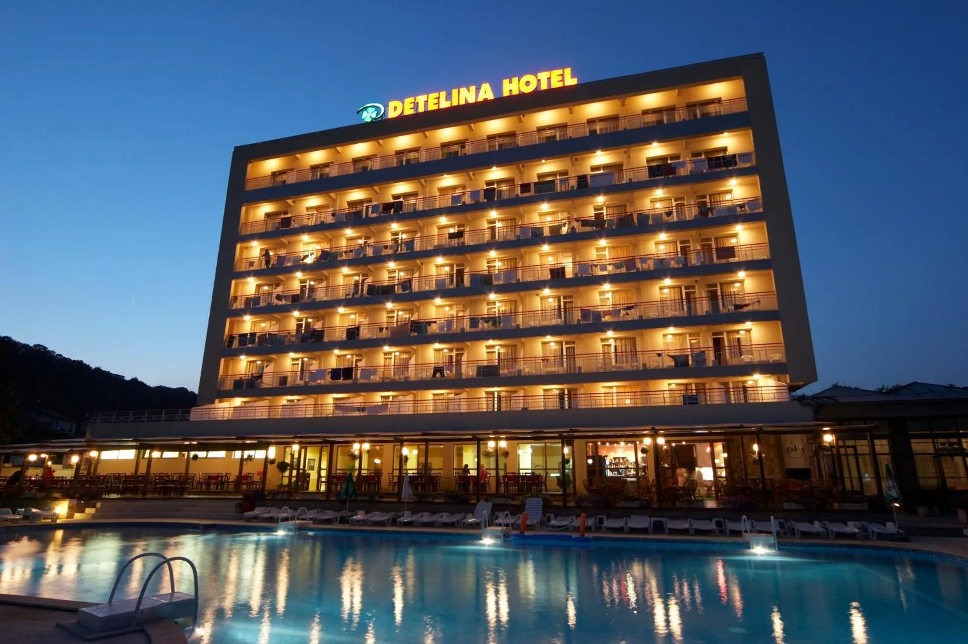 Dog Friendly Hotel $Golden Sands - $Detelina Hotel