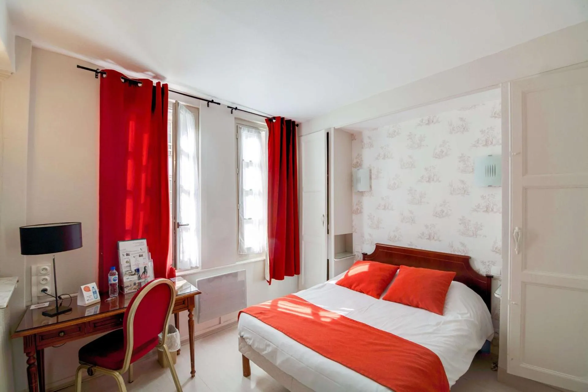 Brit Hotel Comtes De Champagne - Troyes Centre Historique
