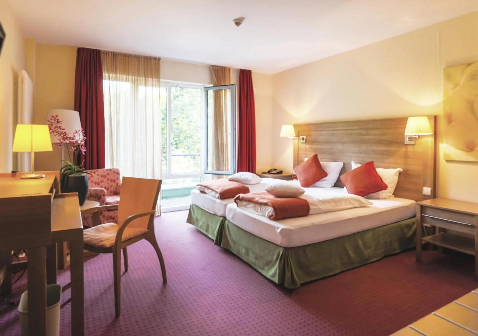 Nashira Kurpark Hotel -100 prozent barrierefrei-