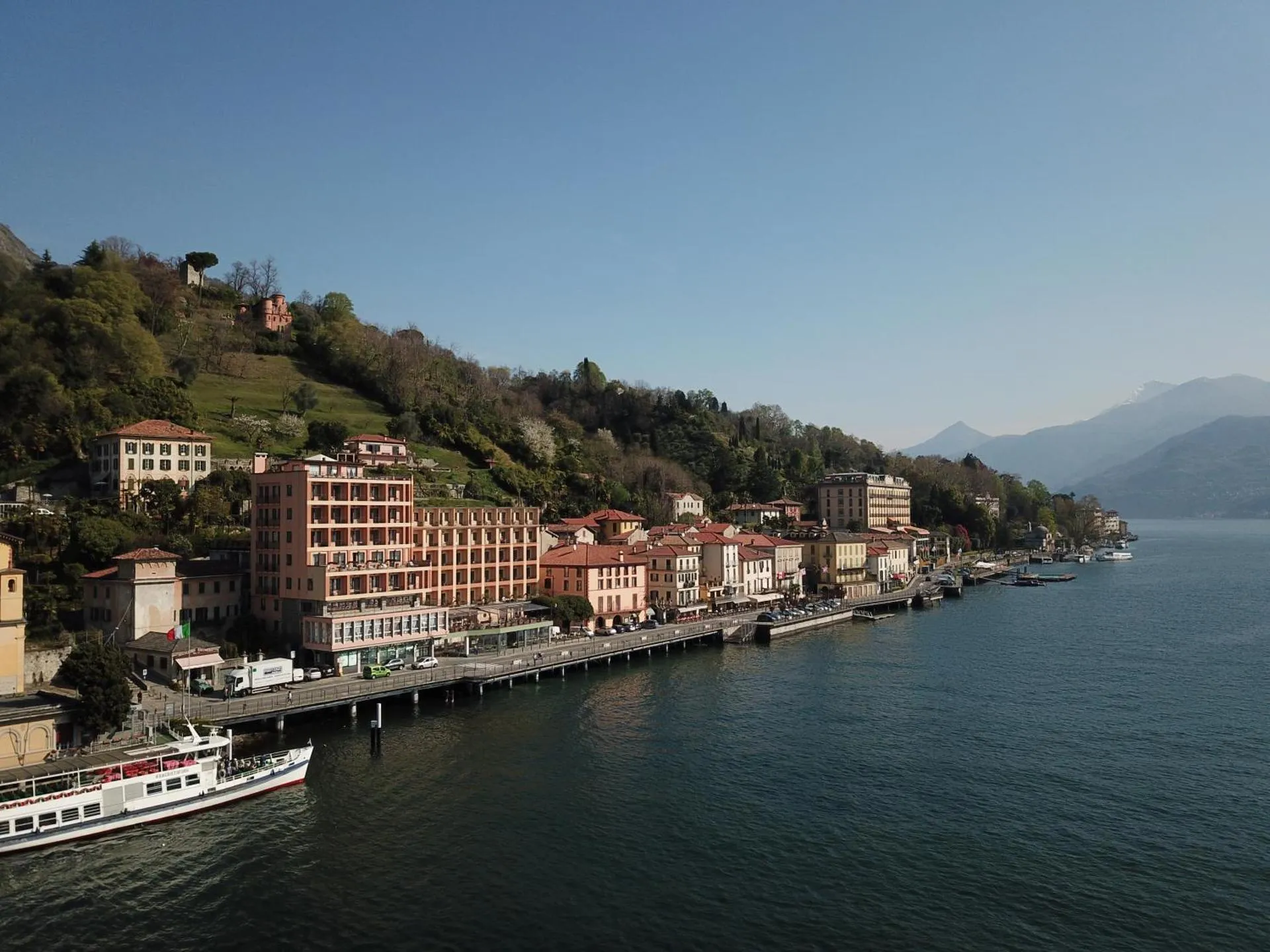 Dog Friendly Hotel $Tremezzo - $Hotel Bazzoni