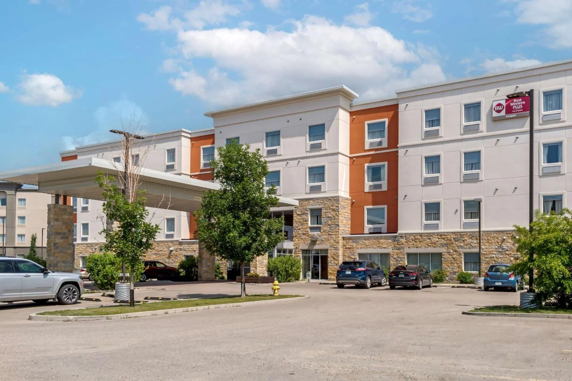 Best Western Plus Eastgate Inn & Suites