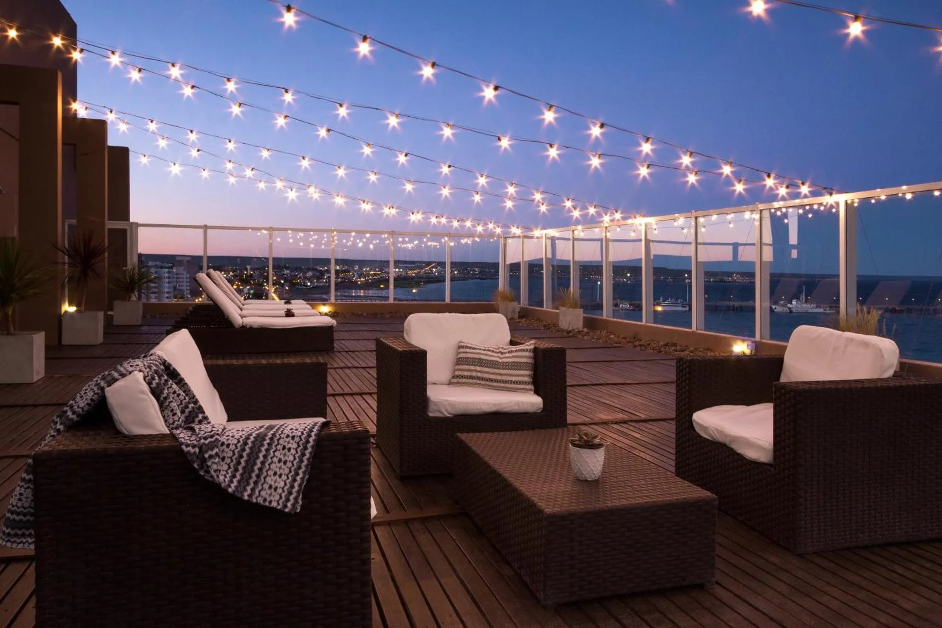 Dazzler by Wyndham Puerto Madryn